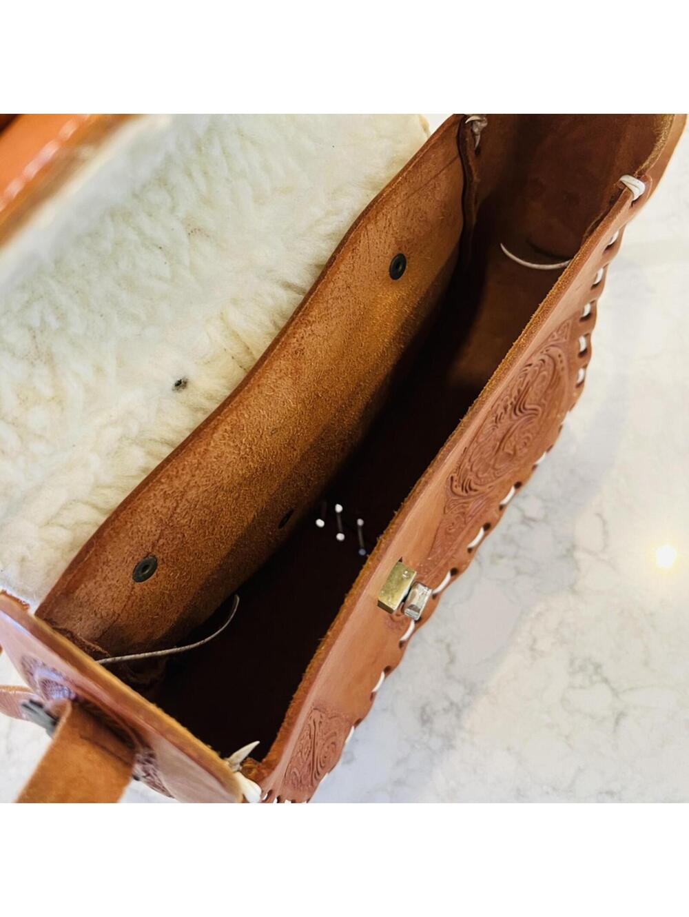 Vintage Tan Western Hand Tooled Leather Horse Saddle Bag Purse Mexico Brown - Picture 4 of 8